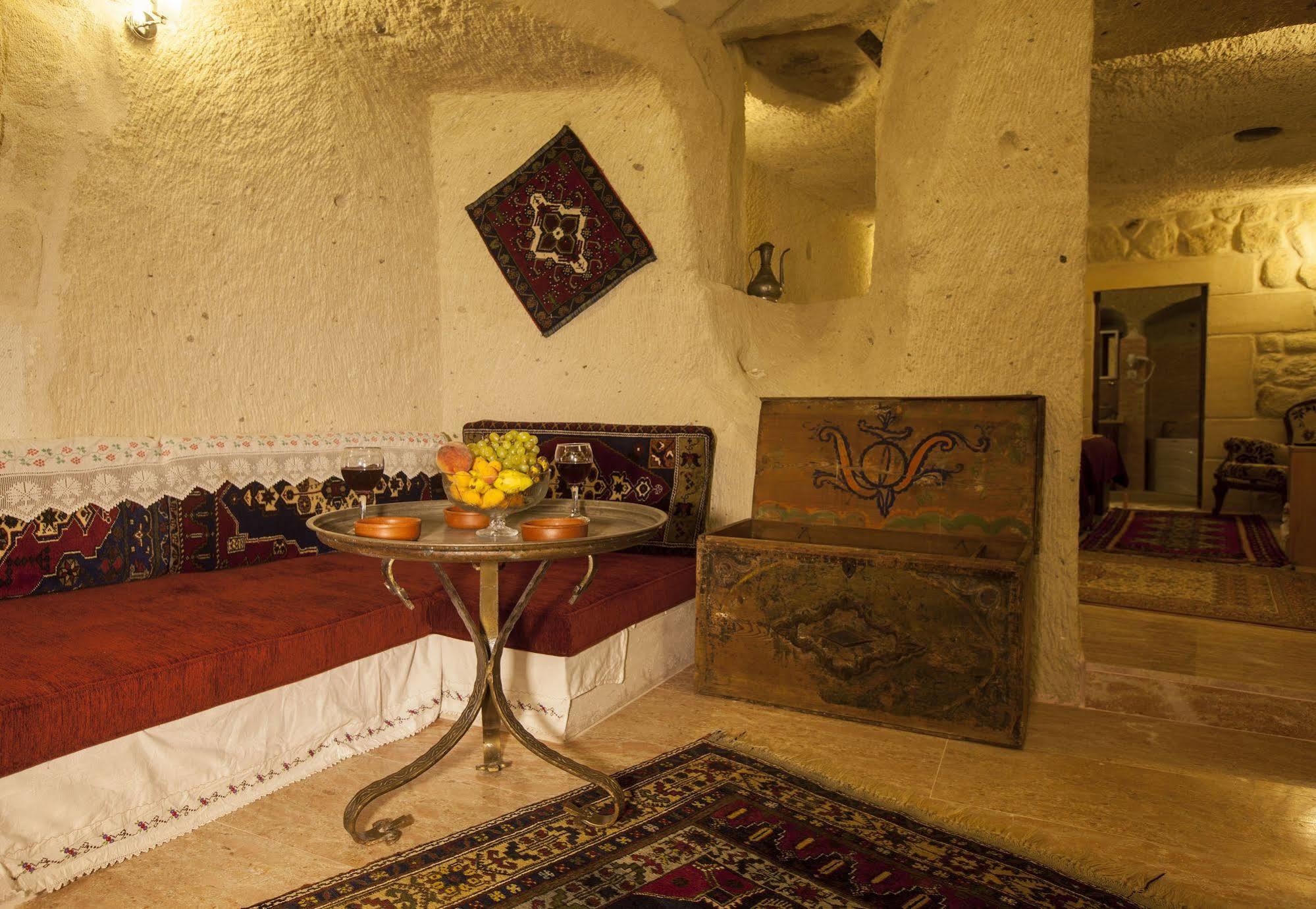 Ortahisar Cave Hotel ภายนอก รูปภาพ