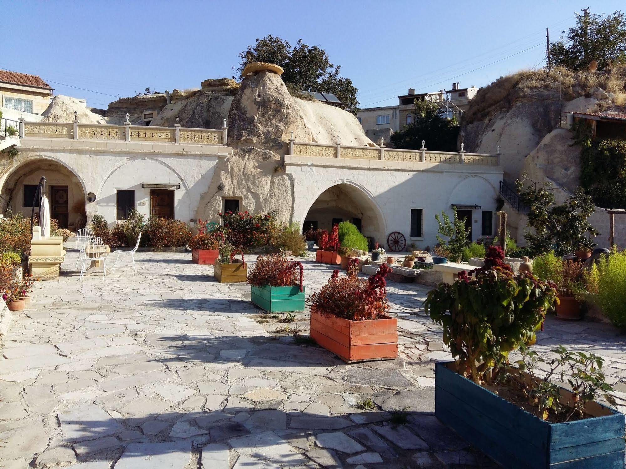 Ortahisar Cave Hotel ภายนอก รูปภาพ